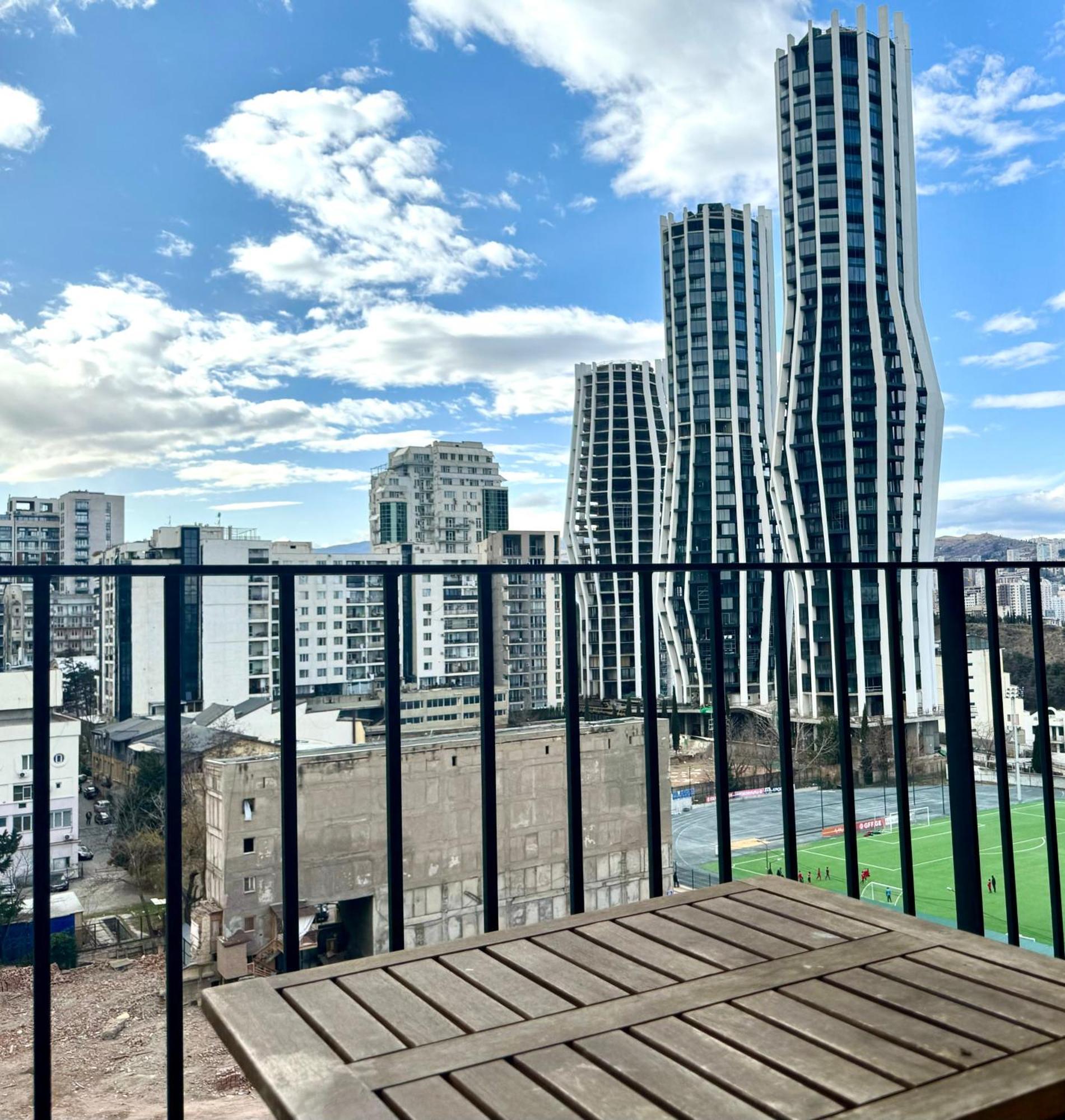 Full Comfort Apartment At Chavchavadze Tbilisi Exterior foto